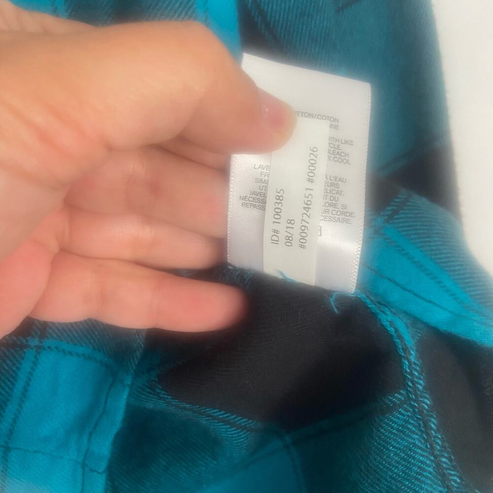 NWT Express Women's Cropped Flannel Top Size Large - Picture 7 of 9